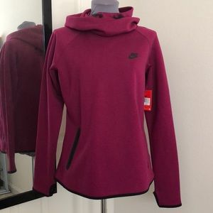 Nike Woman’s Tech Fleece Funnel Hoodie